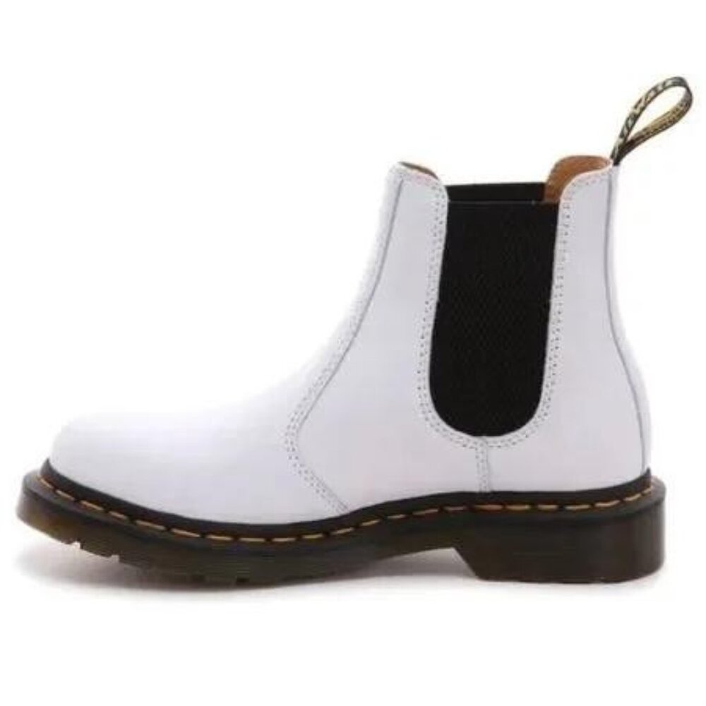 NWT Dr. Martens Women's Softy T Chelsea Boots - Picture 7 of 12
